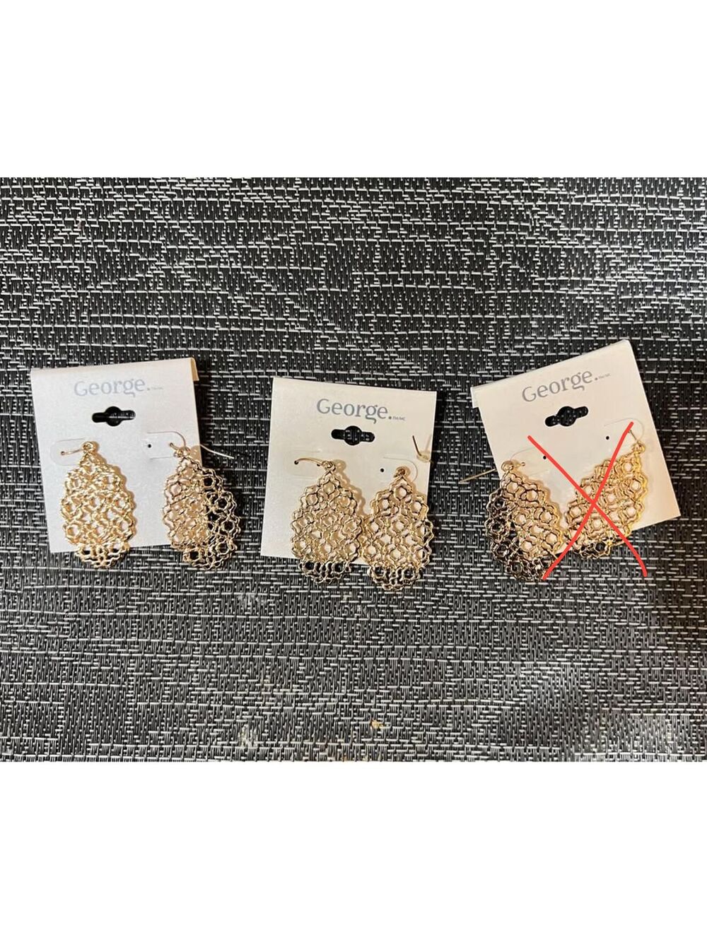 Earrings gold tone accesories